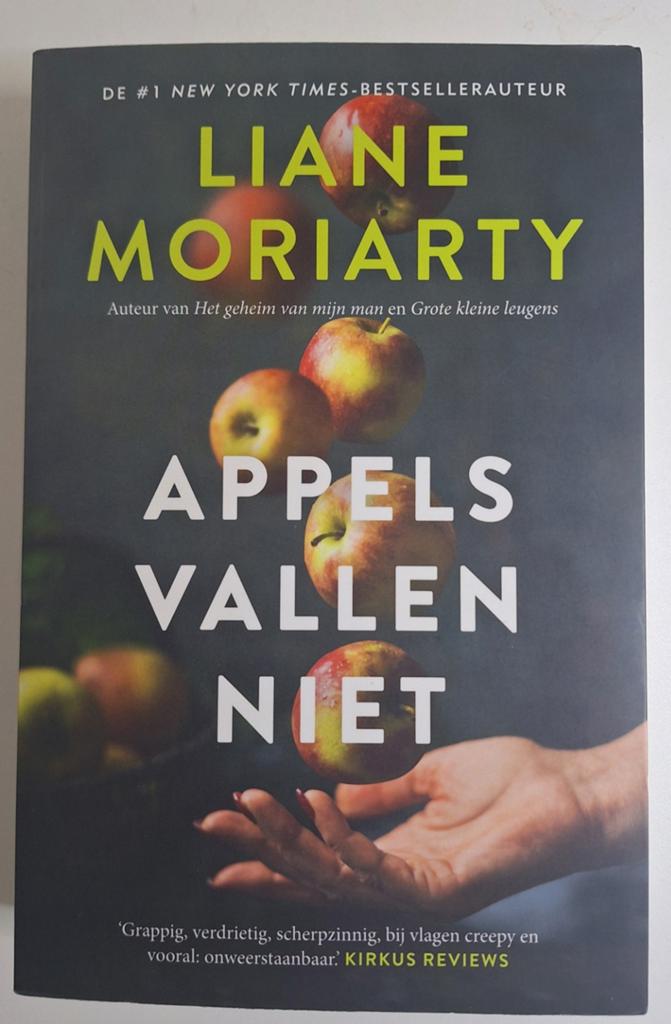 Liane Moriarty - Appels vallen niet, Ophalen of Verzenden, Zo goed als nieuw, Liane Moriarty