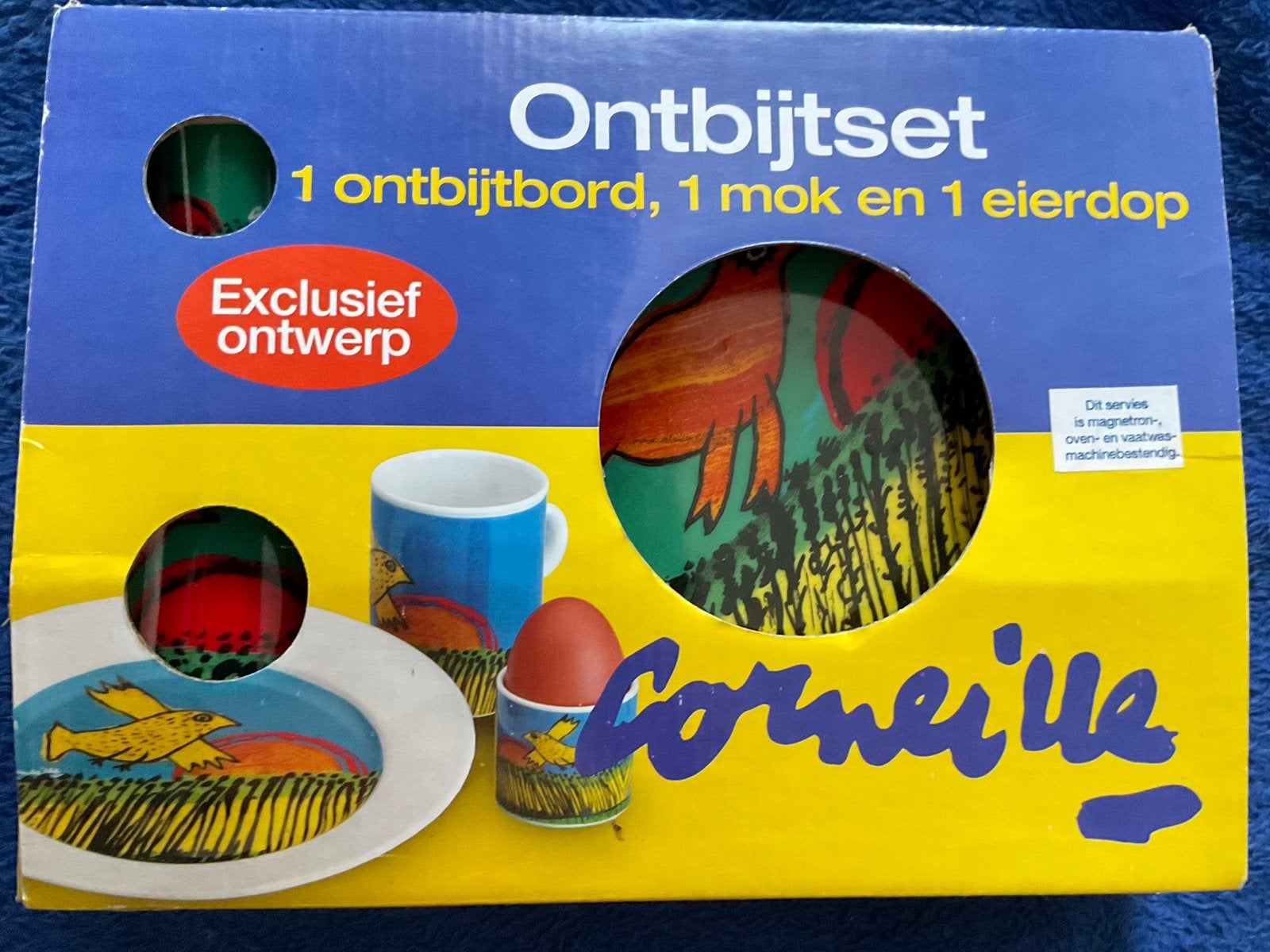 Corneille servies, Ophalen