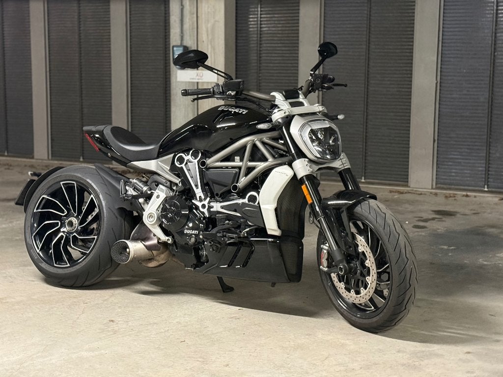 Ducati xDiavel S Termi IN PRIJS VERLAAGD WEGENS VERHUIZING!, 2 cilinders, Traction Control, Motorrijbewijs A, Gebruikt