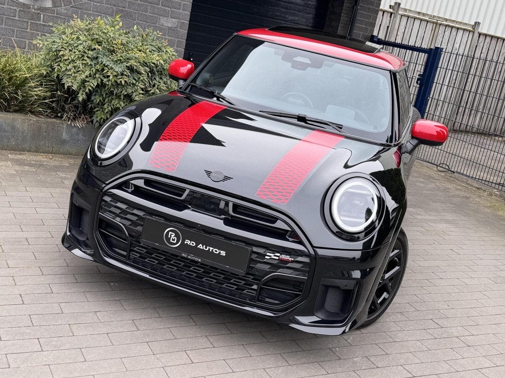 Mini Mini 2.0 Cooper S John Cooper Works M Pano 360 H/K HU, 1998 cc, Gebruikt, 4 cilinders, 4 stoelen