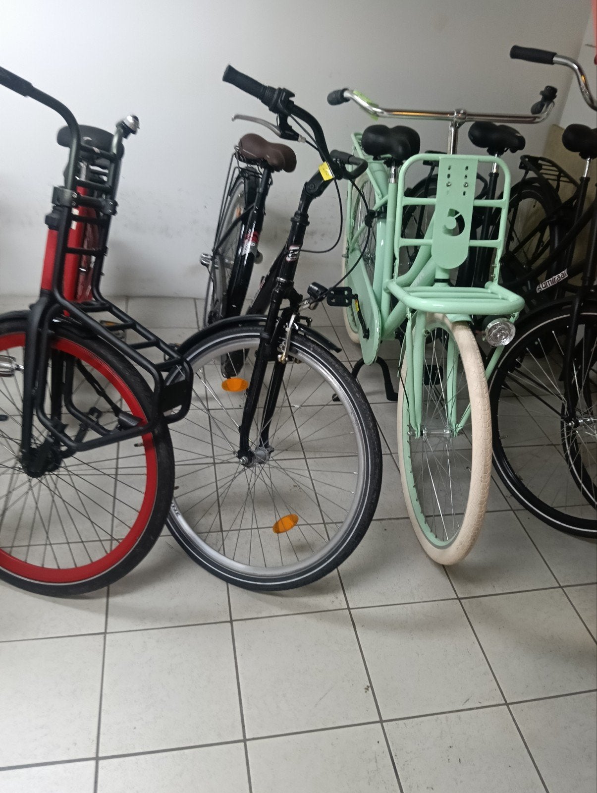 Foto 3 van van klein tot groot nieuw en tweedehands fietsen vanaf 100 e