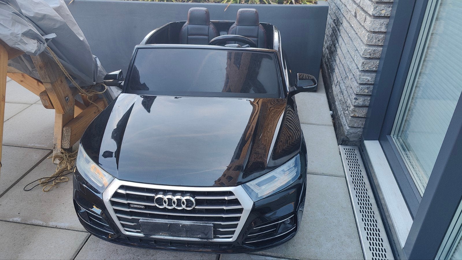 Audi Q5 Elektrische kinderauto 2 persoon zwart, Kinderen en Baby's, Speelgoed | Buiten | Accuvoertuigen, Ophalen