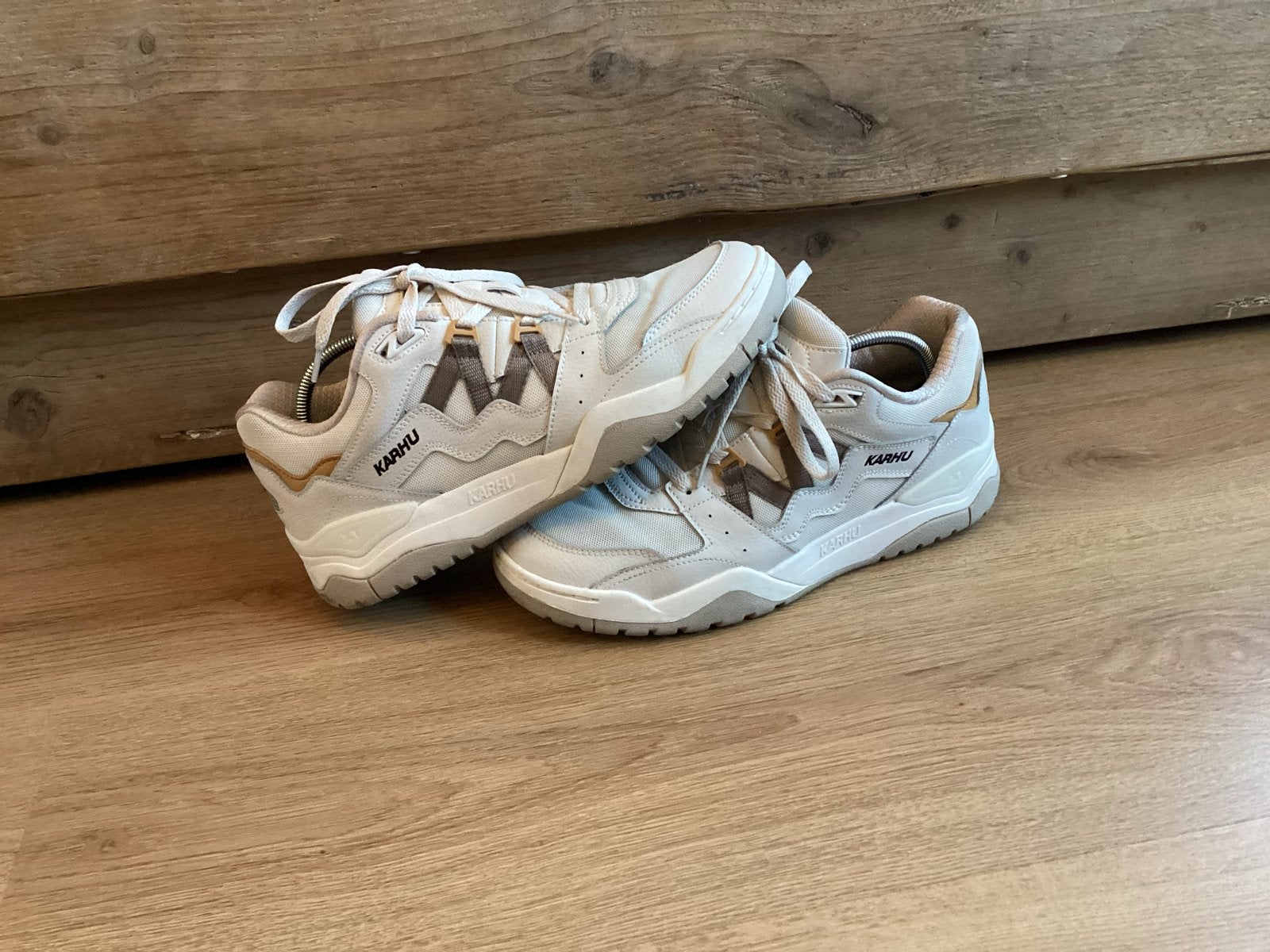 Karhu Fusion XT Sneakers - Zo goed als nieuw, Kleding | Heren, Wit, Ophalen of Verzenden, Sneakers of Gympen, Zo goed als nieuw