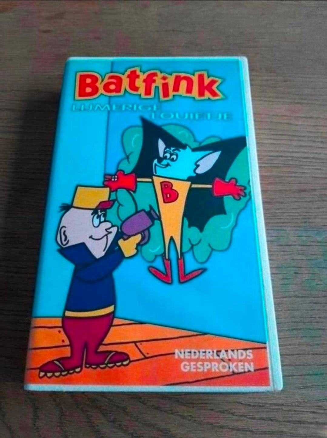 Batfink videoband Lijmerige Lowietje., Gebruikt, Tekenfilm, Alle leeftijden, Ophalen of Verzenden