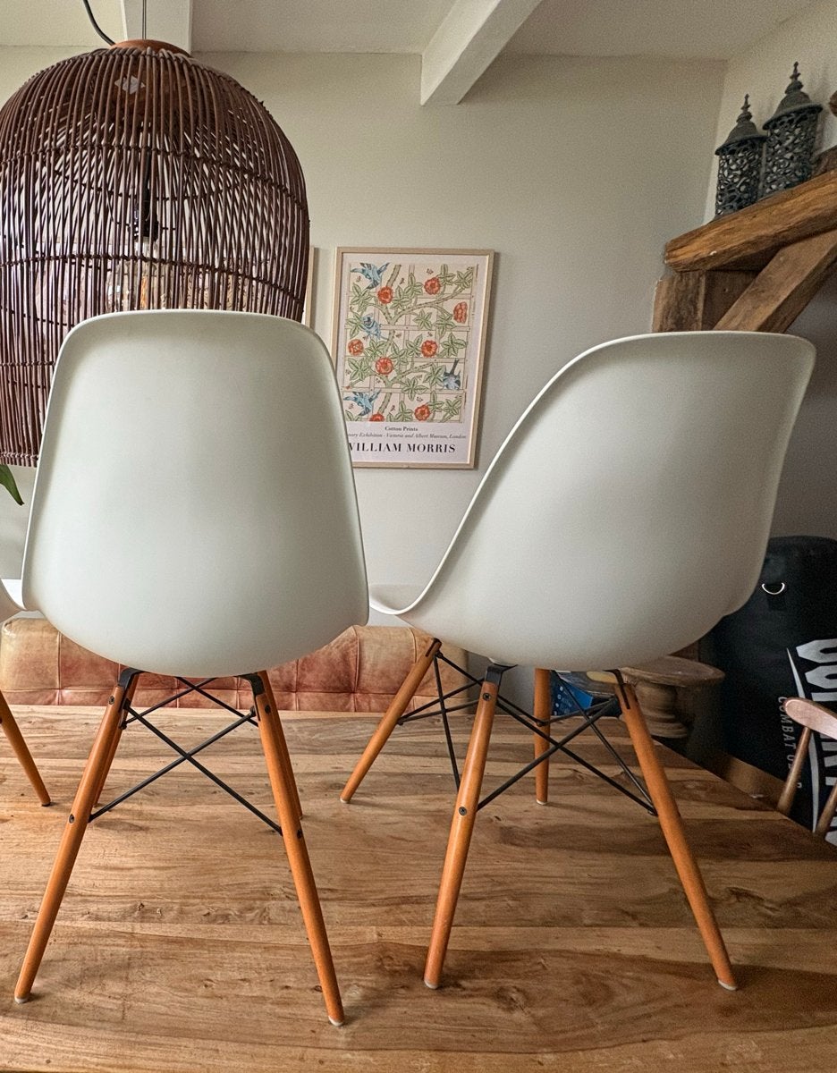 2 stuks vitra Eames DSW - Wit, Gebruikt, Twee, Wit, Ophalen