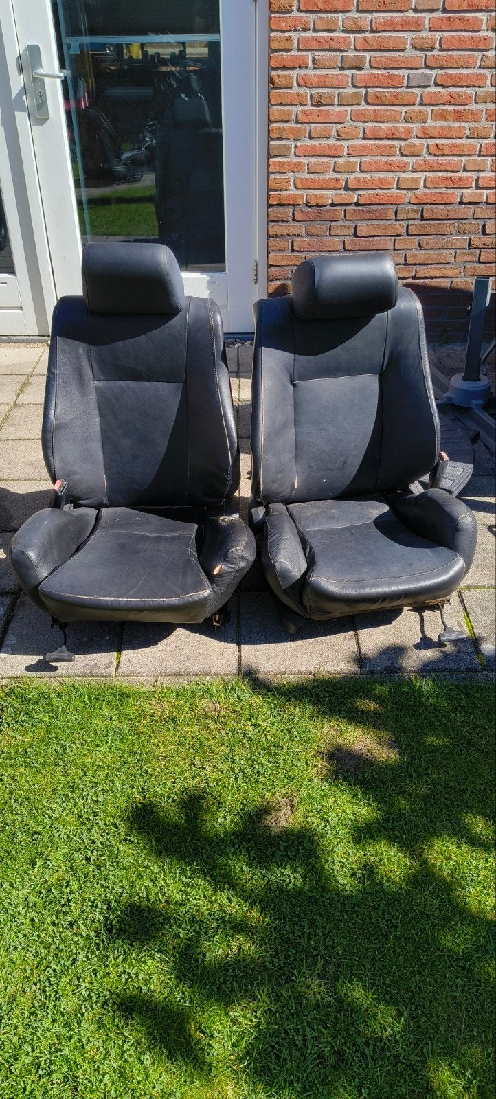 Kuipstoelen met leren bekleding - Auto stoelen, Auto-onderdelen, Ophalen, Gebruikt, Universele onderdelen