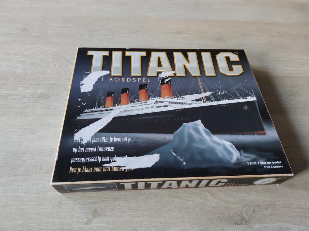 Titanic Het Bordspel - Klassiek Familie Spel, Hobby en Vrije tijd, Gezelschapsspellen | Bordspellen, Gebruikt, Een of twee spelers