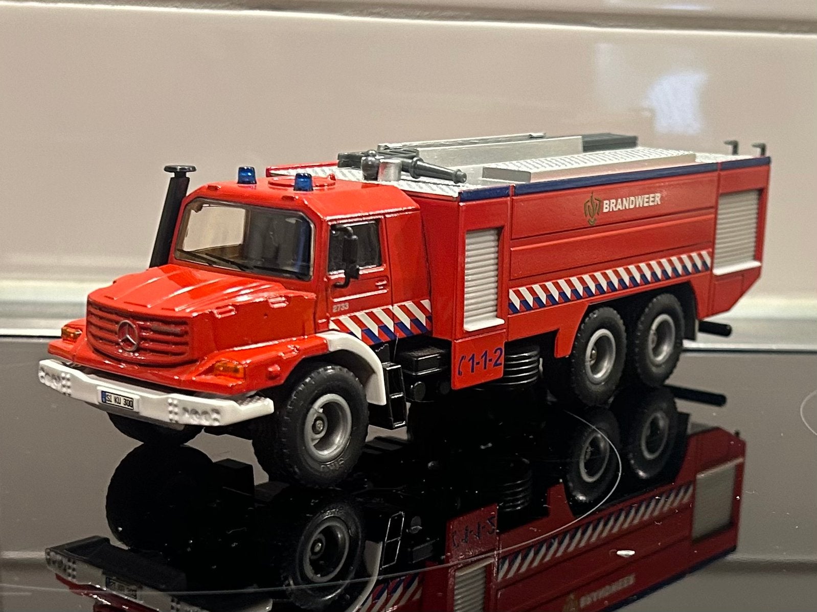 Siku Mercedes Zetros Brandweer 1:50, Verzenden, Zo goed als nieuw, Bus of Vrachtwagen, SIKU