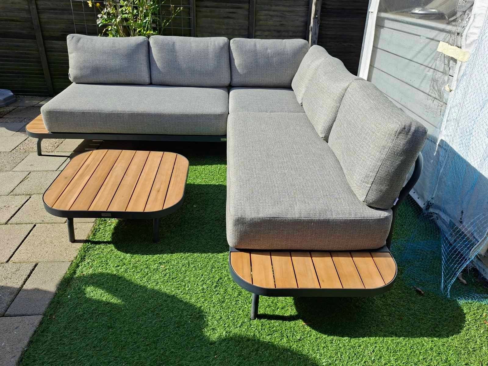 Prachtige Loungebank Van Intratuin,Nieuw, Tuin en Terras, Ophalen, Nieuw