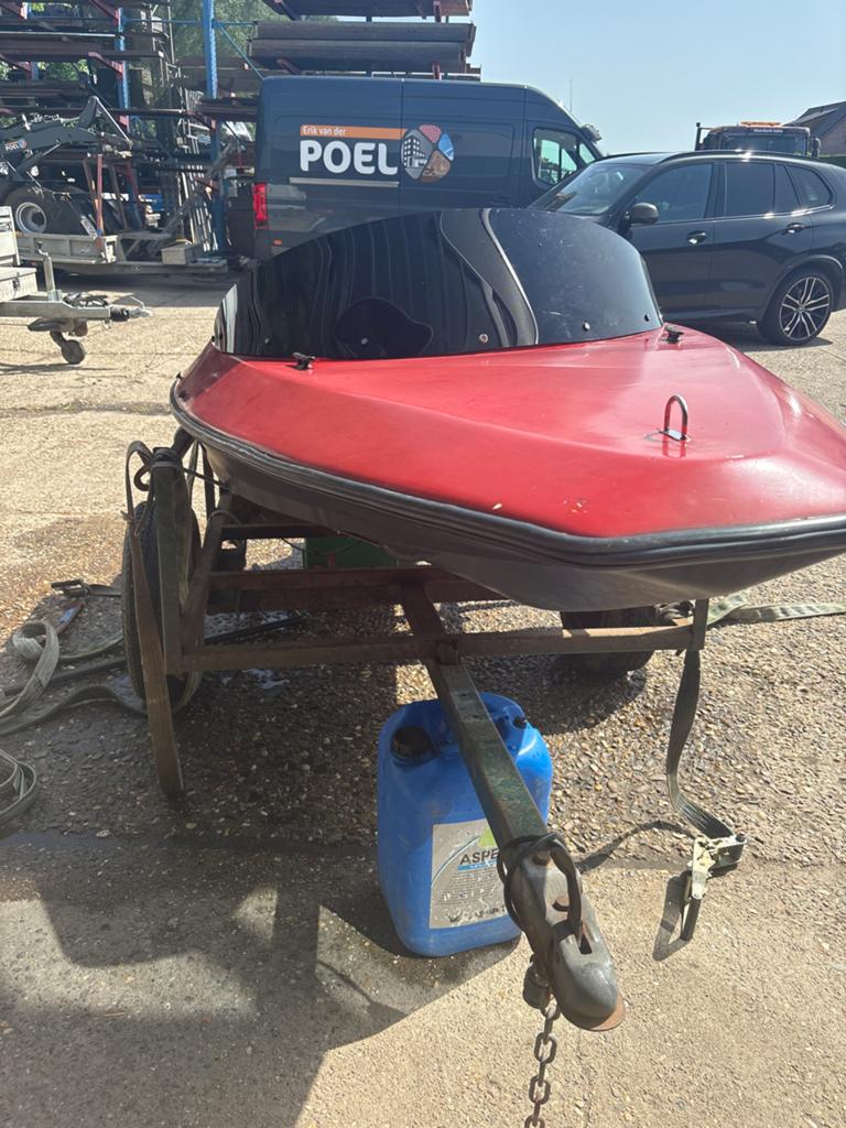 Spitfire 8pk met 6 pk kap suzuki motor, Ophalen of Verzenden, Gebruikt, Overige typen