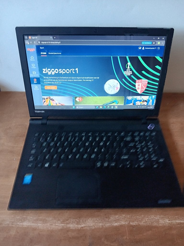 Toshiba Satellite 15,6 / intel core i5 Laptop / Windows 11, 2 tot 3 Ghz, Ophalen of Verzenden, Zo goed als nieuw, Toshiba satellite