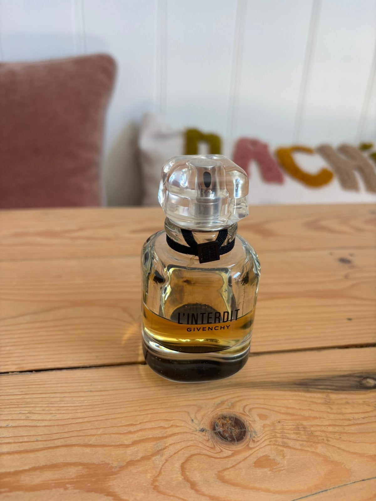 Givenchy l'interdit eau de parfum, Ophalen, Gebruikt, Parfumfles, Gevuld
