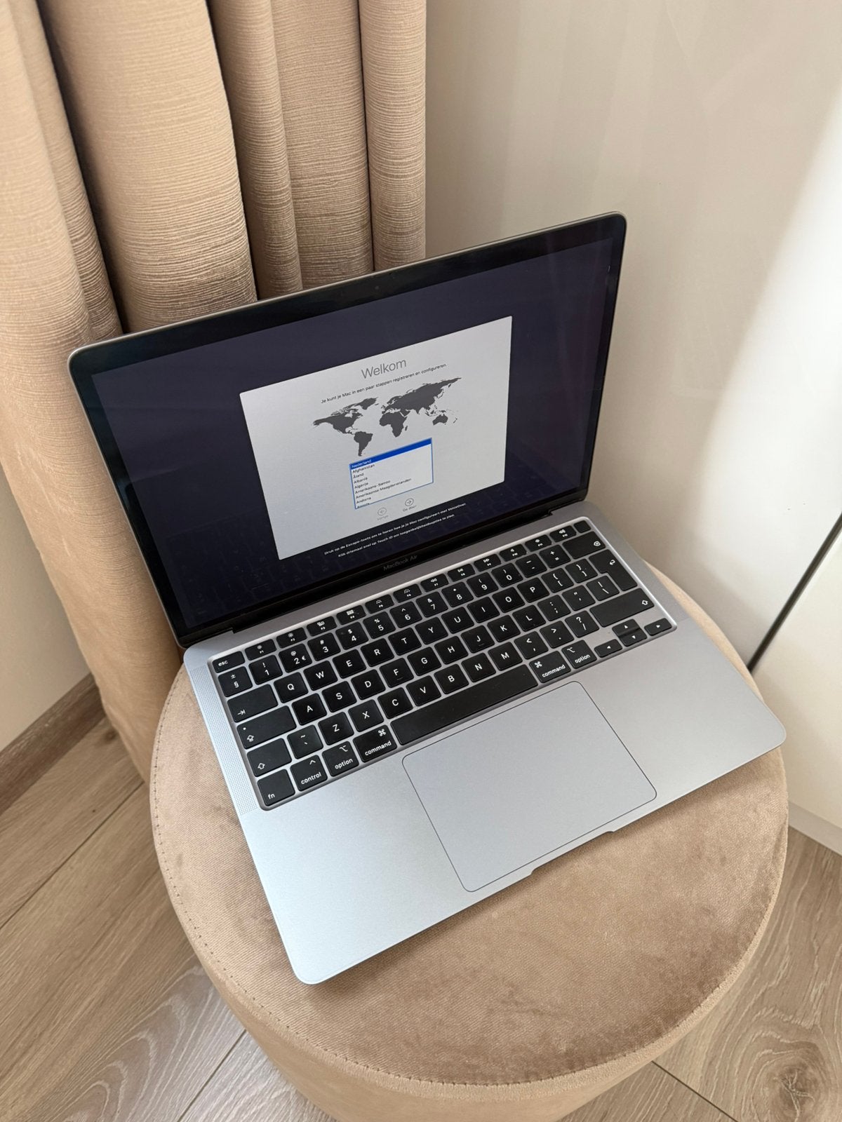 MacBook Air 2020 – 13-inch – 8GB RAM / 512GB