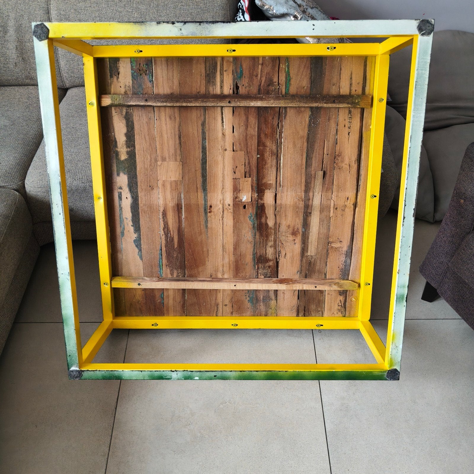 Robuuste salon tafel van gerecycled hout en metaal, Gebruikt, 50 tot 100 cm, Industrieel, robuust, Vierkant
