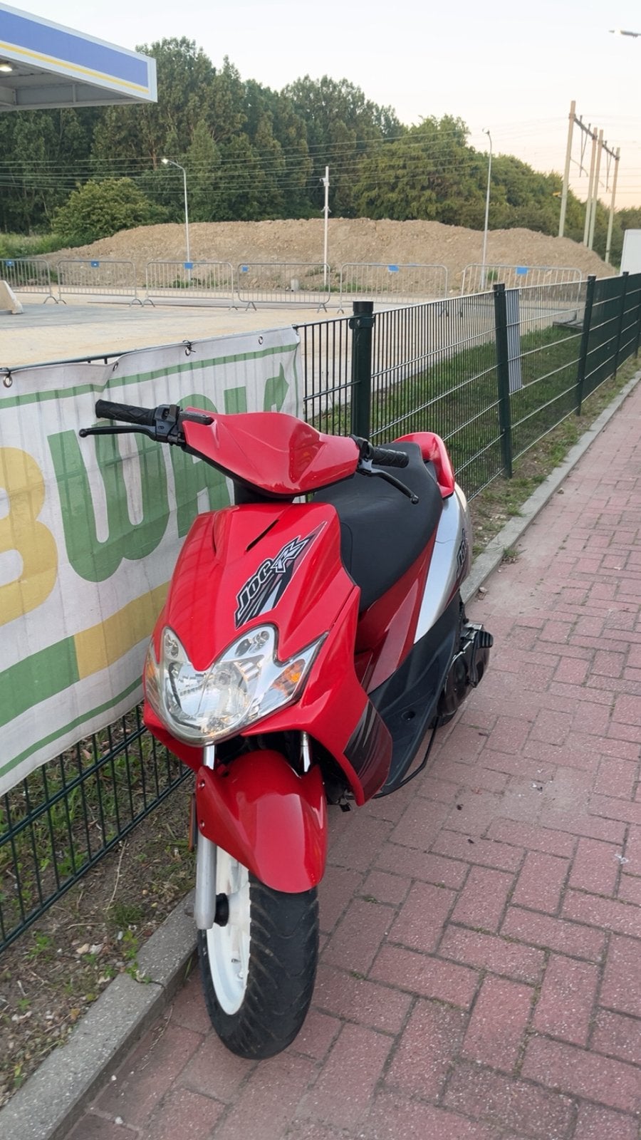 Yamaha jog r 70cc zonder 123, Ophalen, Zo goed als nieuw, Tweetakt, JogR of RR