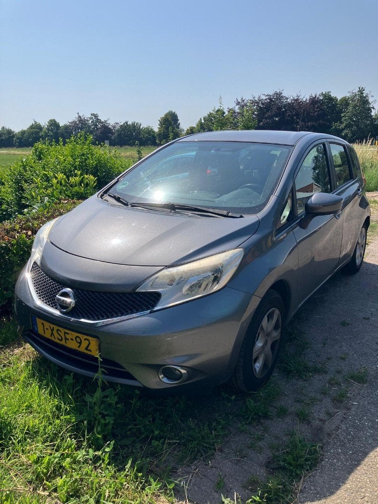 Nissan Note 1.2 59KW/80PK 2014 Grijs. 3000 euro, Stof, 980 kg, Zwart, 49 €/maand