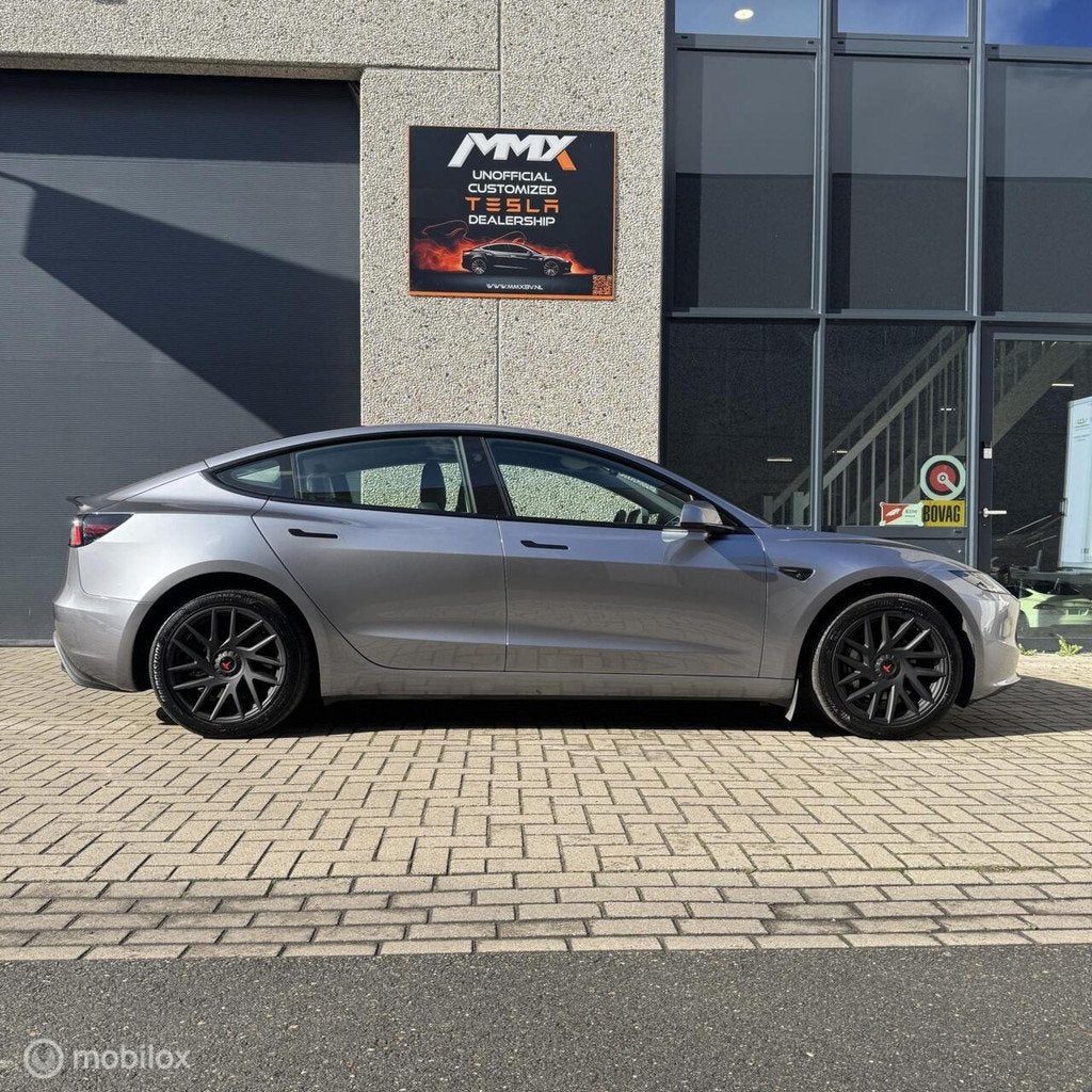 Tesla Model 3 Standard Range HIGHLAND + MMX PACK, Auto's, Tesla, Automaat, Achterwielaandrijving, Gebruikt, Zwart