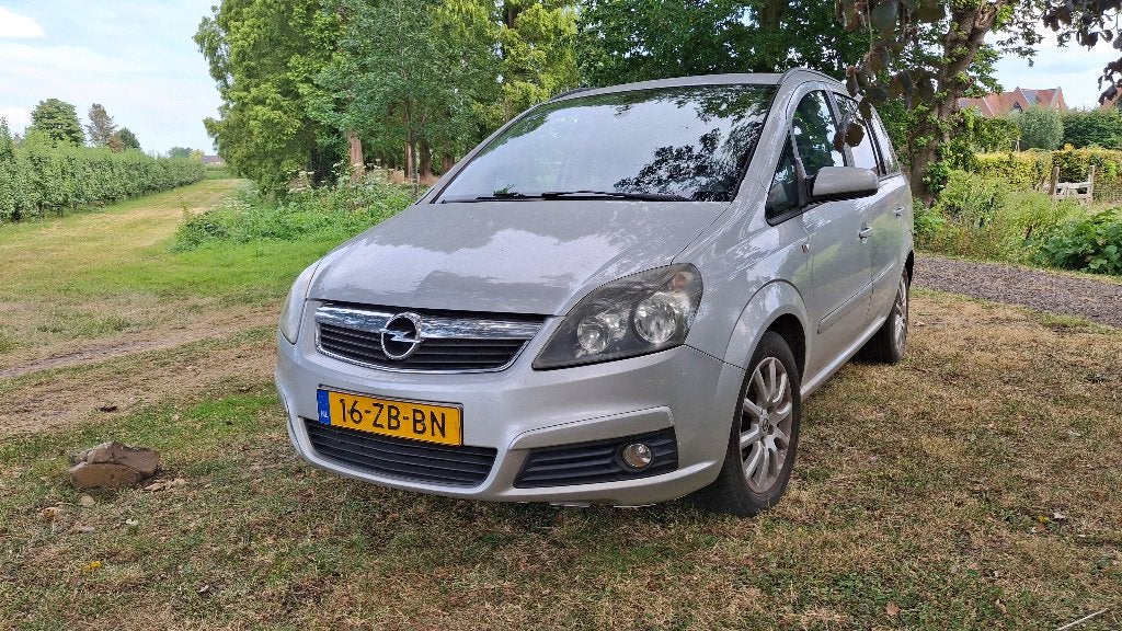 Opel Zafira 2.2 2007 Grijs, Auto's, Voorwielaandrijving, Stof, Zwart, 4 cilinders