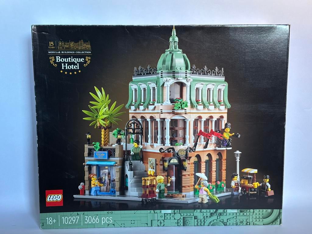 Lego icons 10297 Boutique hotel, Kinderen en Baby's, Speelgoed | Duplo en Lego, Ophalen, Zo goed als nieuw