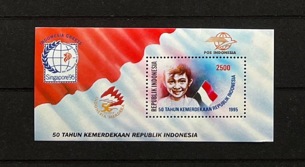 Indonesië Postfris 1995 Blok 100 I Jongen met Vlag Opdruk, Ophalen of Verzenden, Postfris, Zuidoost-Azië