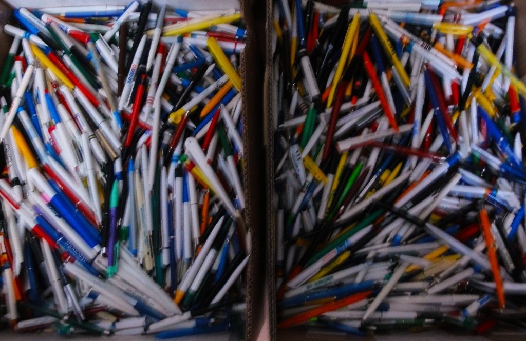 SPECIAAL VOOR DE VERZAMELAAR VAN BALPENNEN MET RECLAME, Verzamelen, Pennenverzamelingen, Overige merken, Gebruikt, Balpen, Ophalen of Verzenden