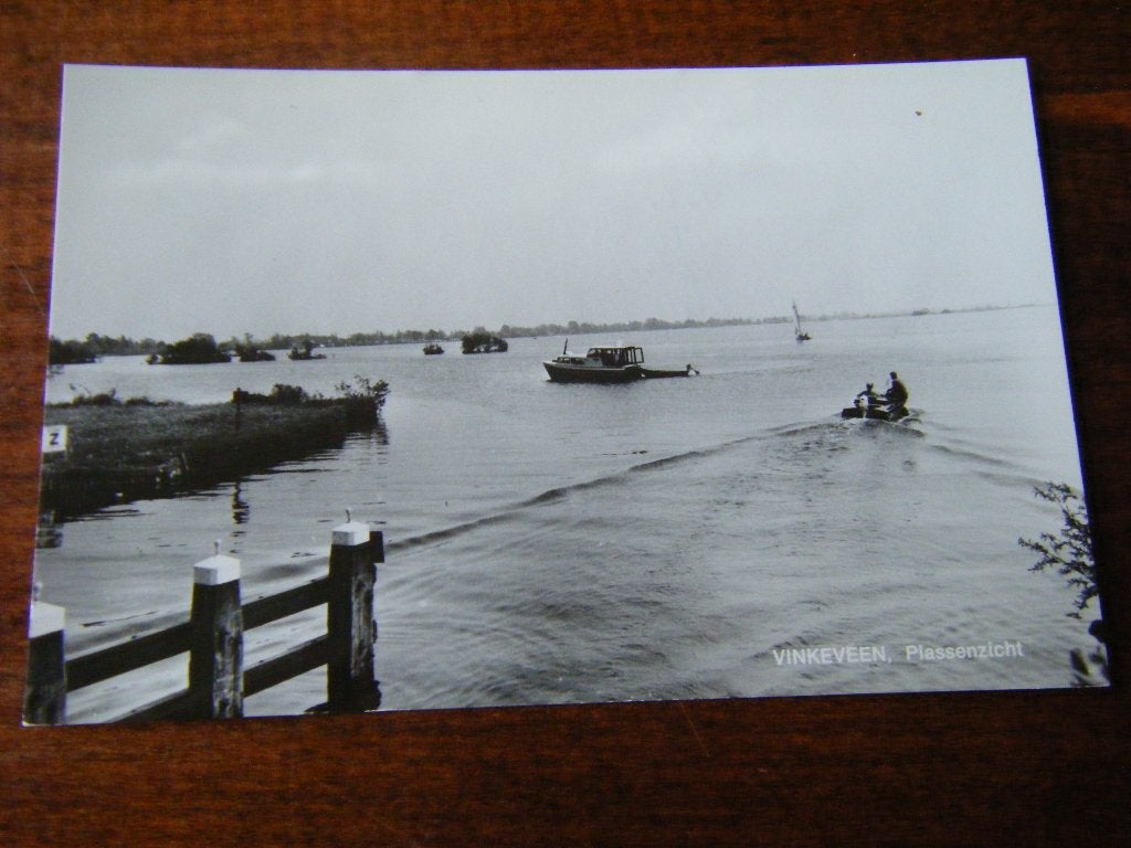D40 - Vinkeveen -Plassenzicht - Mooi/Oud, Verzamelen, Ansichtkaarten | Nederland, Ophalen of Verzenden, 1960 tot 1980, Utrecht