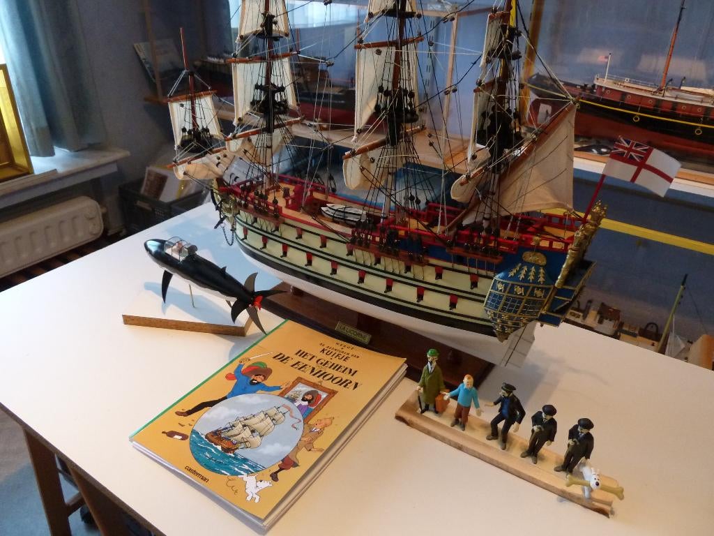 Haai-Eenhoorn-Kuifje, Ophalen, Nieuw, Groter dan 1:32, Overige merken