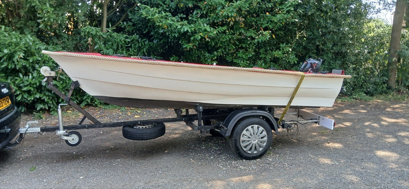 Roeiboot / Visboot 4m inclusief trailer eventueel met motor, Watersport en Boten, Ophalen, Gebruikt, Met trailer, Visboot