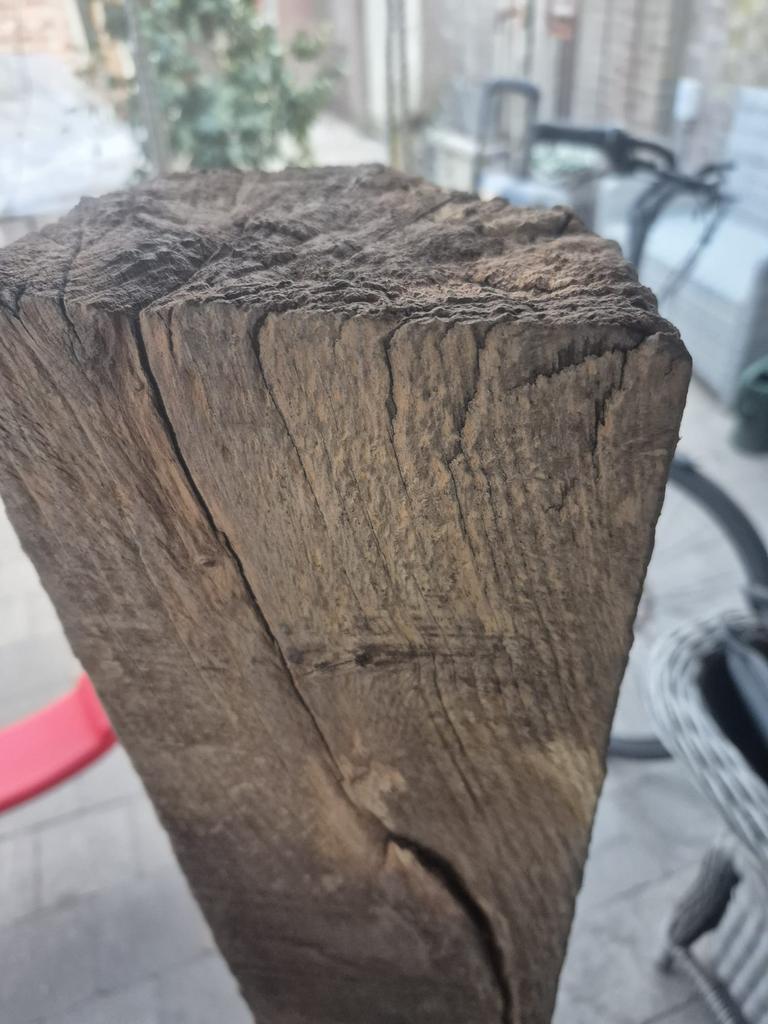 Eiken houten oude balk 146 cm uniek, Tuin en Terras, Palen, Balken en Planken, Ophalen of Verzenden, Zo goed als nieuw, 250 cm of meer