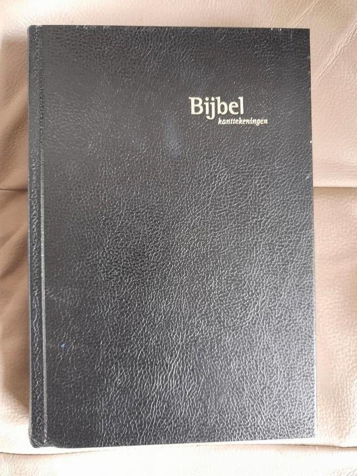 Bijbel met kanttekeningen, Ophalen of Verzenden, Zo goed als nieuw