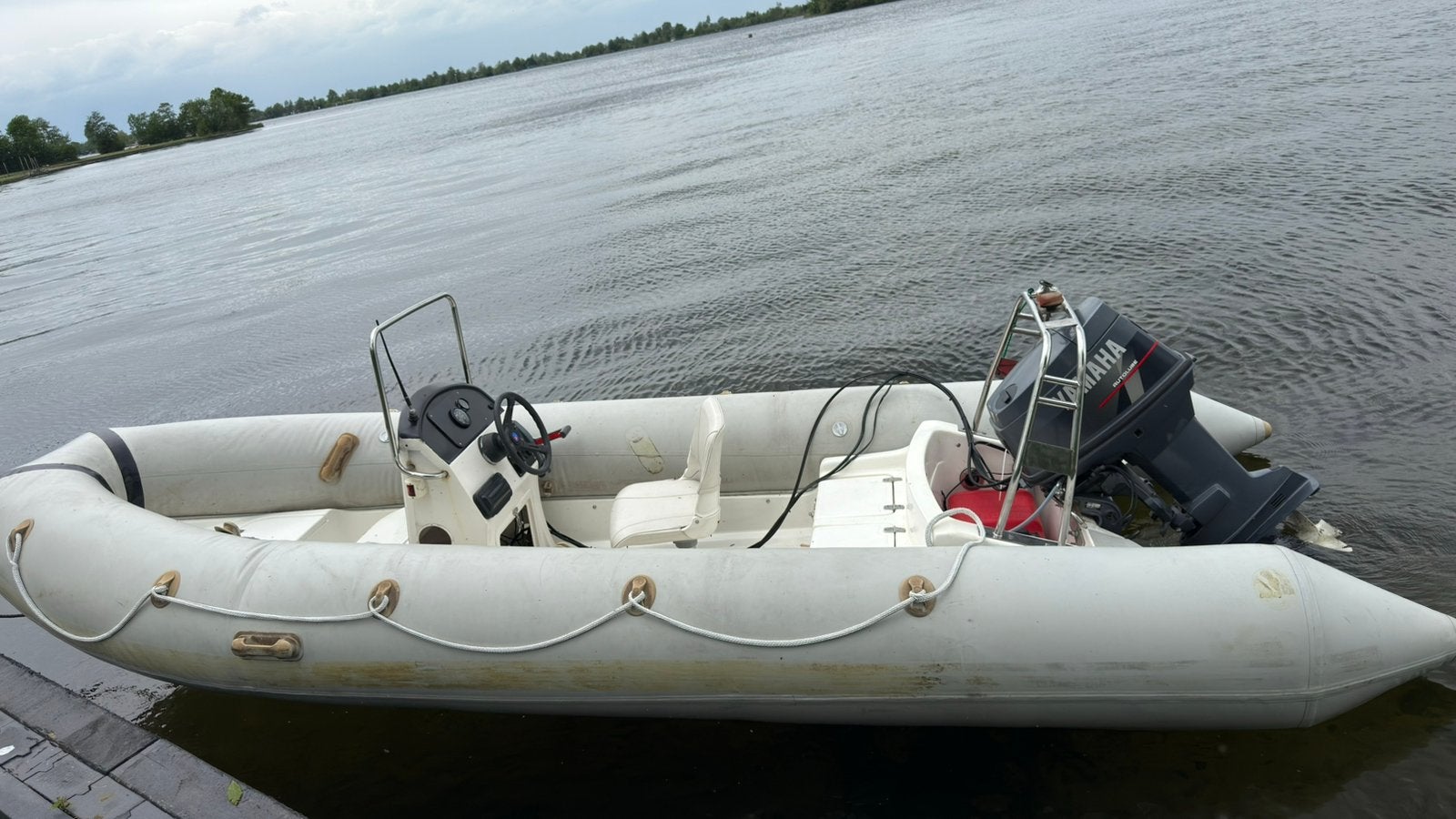 RIB boot te koop Zonder motor/ trailer !, Watersport en Boten, Ophalen of Verzenden, Zo goed als nieuw