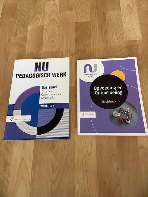 Pedagogisch Basisboek Opvoeding en ontwikkeling en werkboek, Boeken, Ophalen of Verzenden, Zo goed als nieuw, MBO