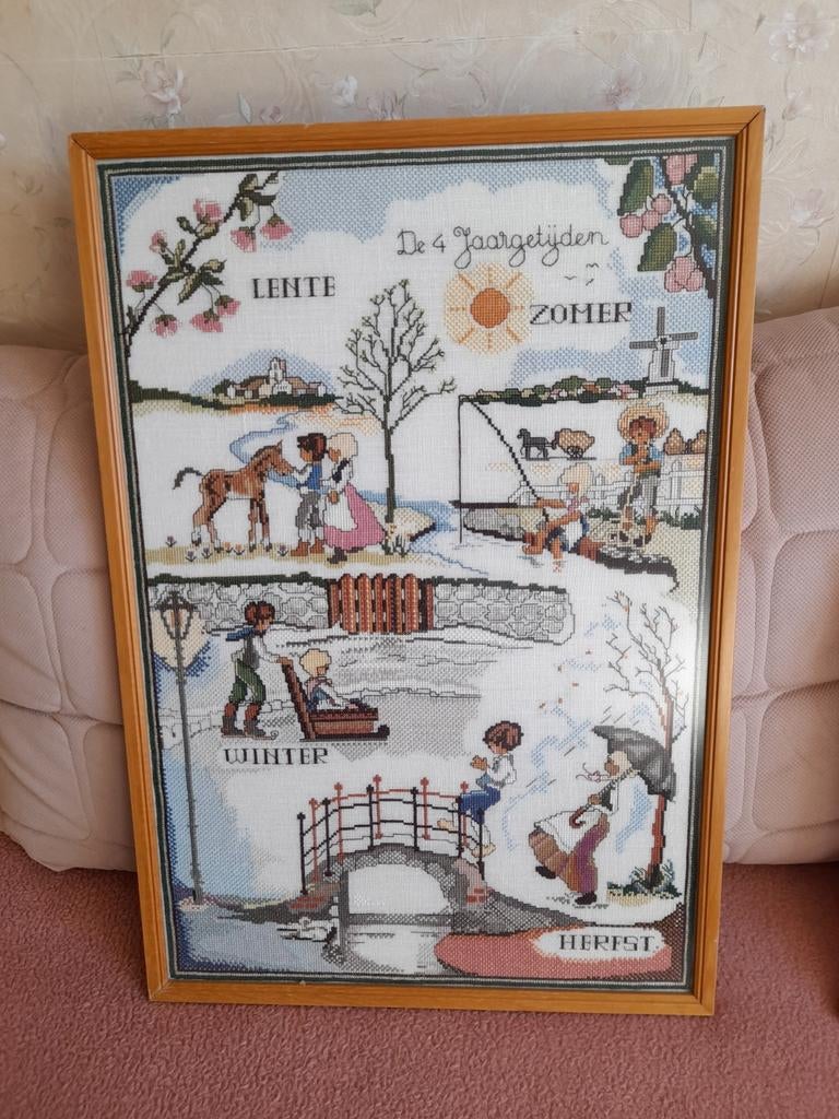 Geborduurd schilderij 'De 4 Jaargetijden' in lijst, Ophalen of Verzenden, Gebruikt, Handborduren, Overige typen