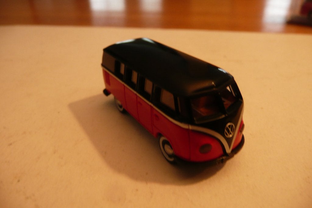 Brekina VW T1 Volkswagen T1 zwart/rood in OVP 3107, Hobby en Vrije tijd, Ophalen of Verzenden, Zo goed als nieuw, Bus of Vrachtwagen