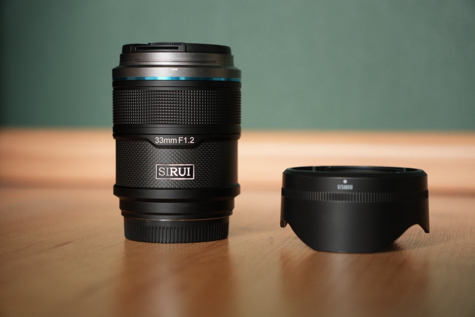 Sirui sniper 33mm F1.2 Sony E-mount AF, Ophalen of Verzenden, Zo goed als nieuw, Sony E-mount, 33 mm