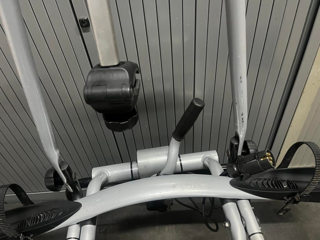 Thule 945, Ophalen, Gebruikt, Brede banden, 2 fietsen