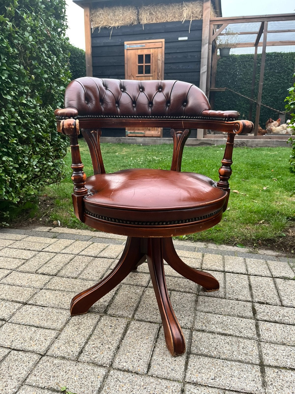 Vintage Captain’s chair, Ophalen
