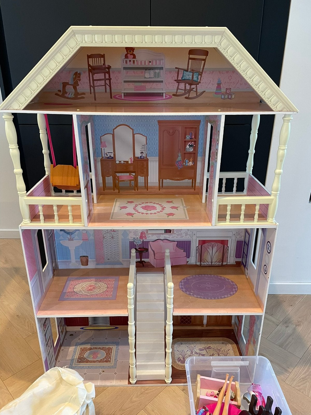 Poppenhuis met poppen, Ophalen, Gebruikt, Poppenhuis
