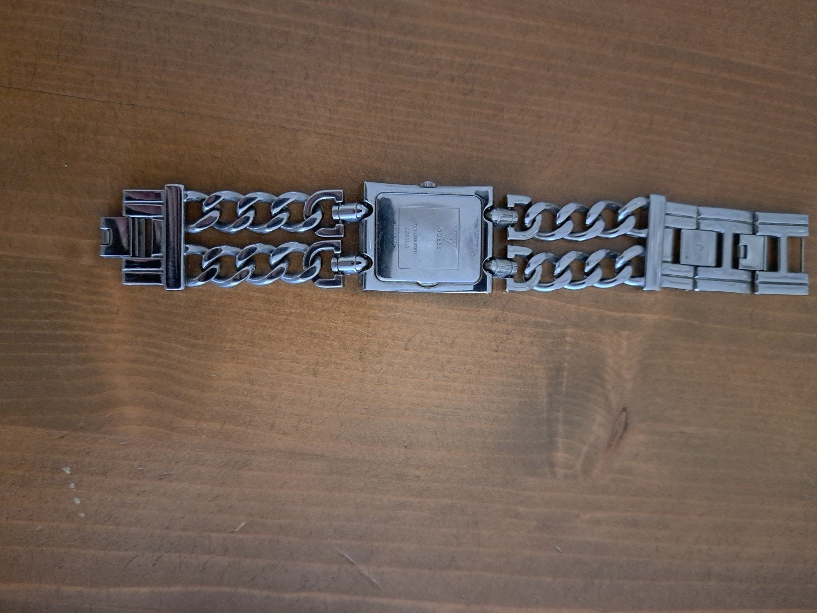 Horloge guess dames, Ophalen, Zo goed als nieuw, Zilver, Staal