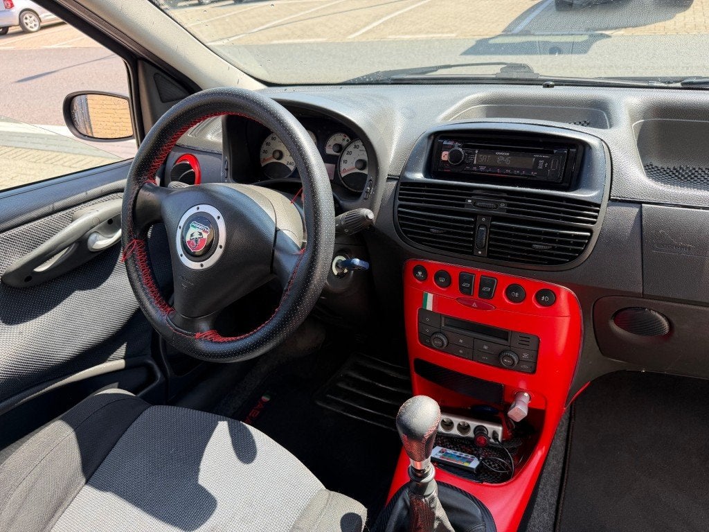 Fiat PUNTO 1.4-16V Emotion SPORT ZEER GOED ONDERHOUDEN NAP A, Auto's, Voorwielaandrijving, Origineel Nederlands, Bedrijf, Handgeschakeld