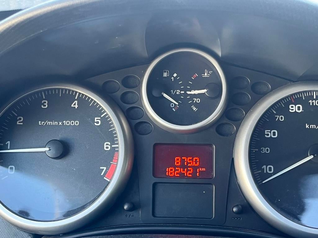 Peugeot 207 1.4 3DRS 2006 Zwart, Auto's, Peugeot, Particulier, Airconditioning, Elektrische ramen, Benzine, B, Hatchback, Handgeschakeld