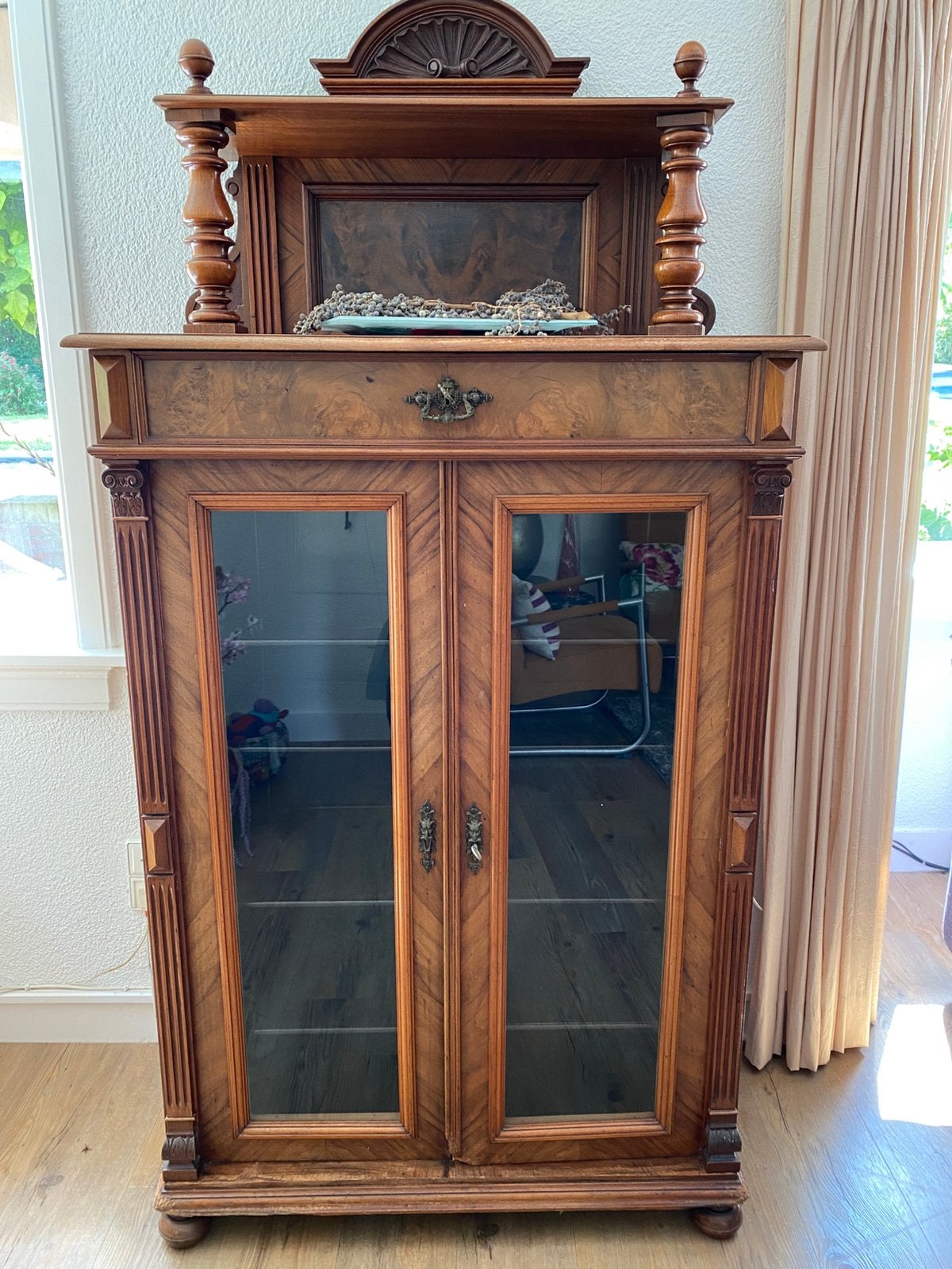 Antieke vitrine kast, Antiek en Kunst, Antiek | Meubels | Kasten, Ophalen
