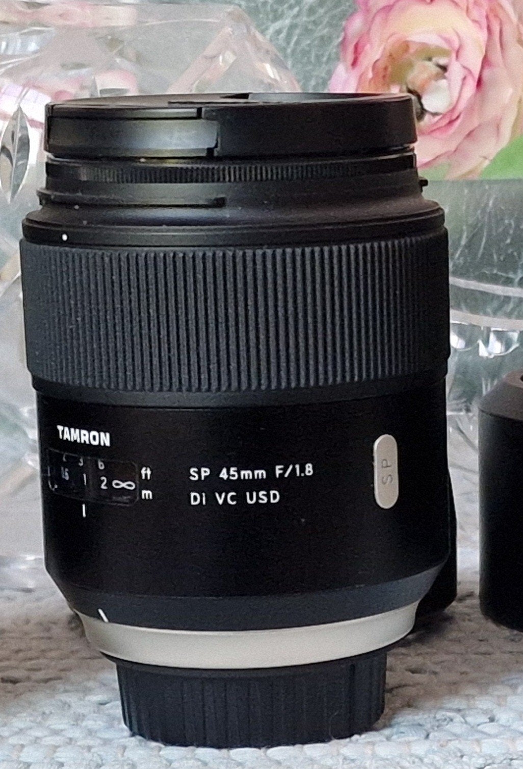 Tamron 45 mm F1.8 Nikon F. Autofocus en beeldstabilisatie!, 45 mm, Autofocus, Ophalen of Verzenden, Zo goed als nieuw