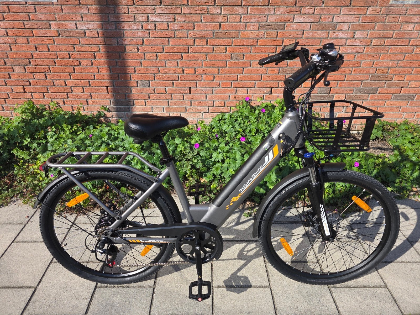 E-BIKE | FRAME 44 CM | 26 INCH | 7 SPEED | NIEUW!!, Fietsen en Brommers, Nieuw, Minder dan 47 cm, 50 km per accu of meer, Ophalen