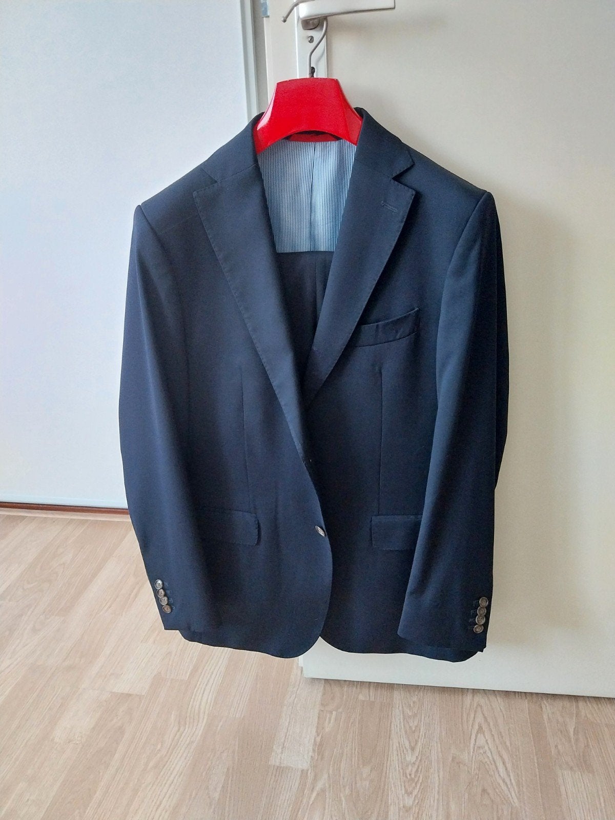 donkerblauw kostuum maat 50, Kleding | Heren, Verzenden, Zo goed als nieuw, Maat 48/50 (M), Blauw