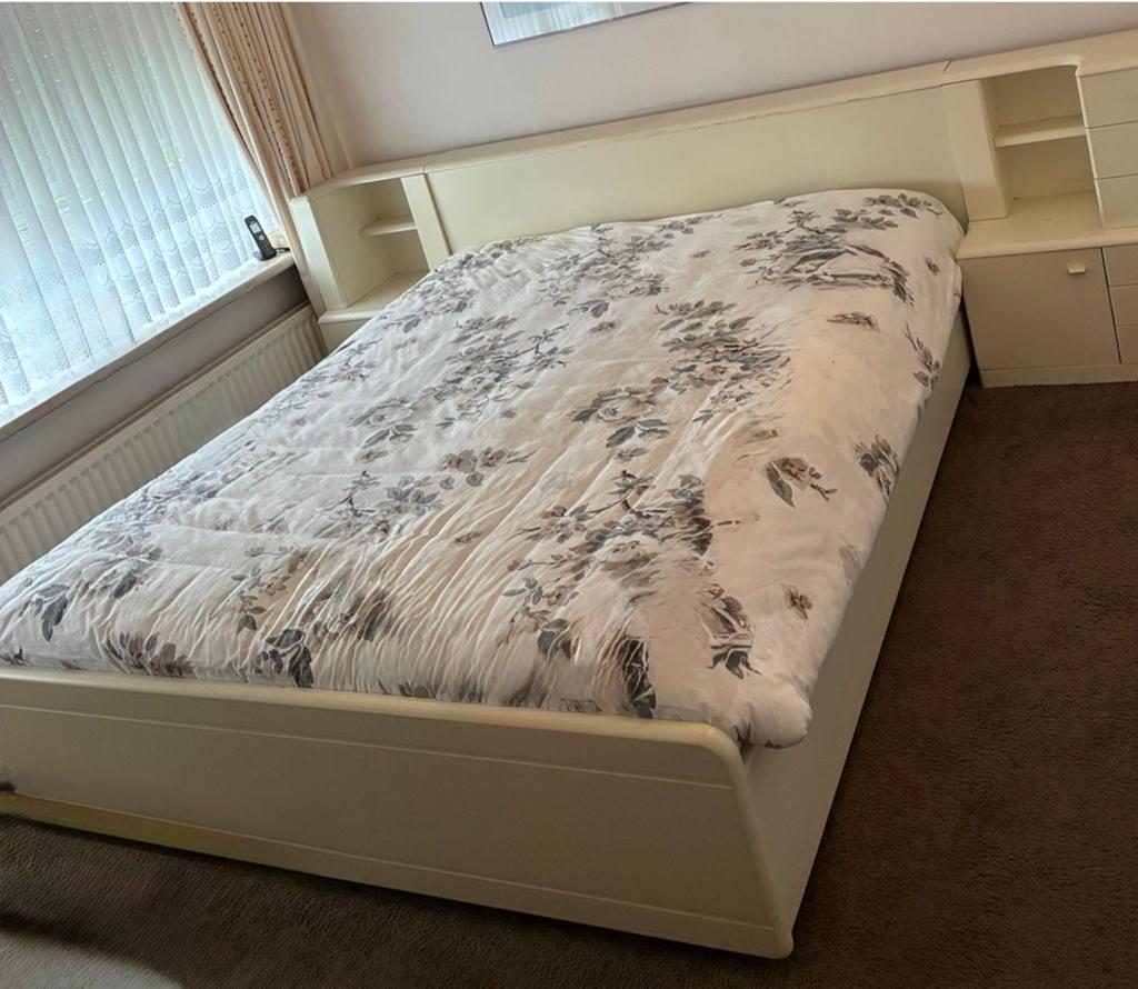 Tweepersoonsbed met verstelbare bodems en kaptafel, Verstelbaar, Overige kleuren, Tweepersoons, Ophalen of Verzenden