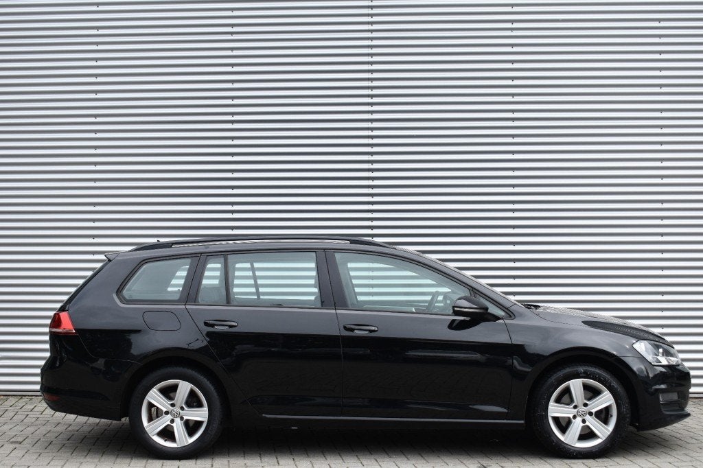 Volkswagen GOLF VARIANT 1.6 TDI DSG7 HIGHLINE / MEENEEM/EXPO, Auto's, 4 cilinders, 700 kg, Zwart, Diesel