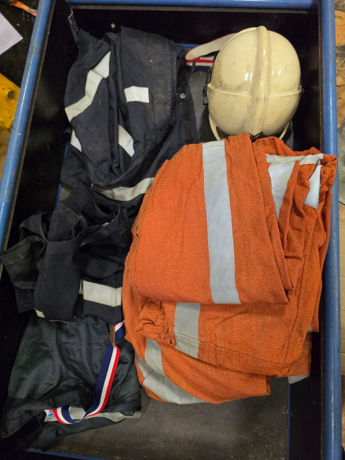 brandweer artikelen, Ophalen, Zo goed als nieuw, Overige onderwerpen