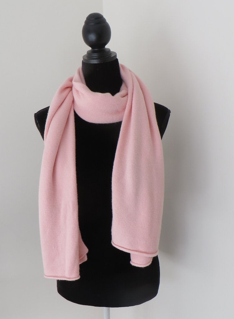 ALEXANDRE LAURENT I Heerlijk zachte Sjaal I Pastel Roze, Maat 46/48 (XL) of groter, Alexandre Laurent, Ophalen of Verzenden, Zo goed als nieuw