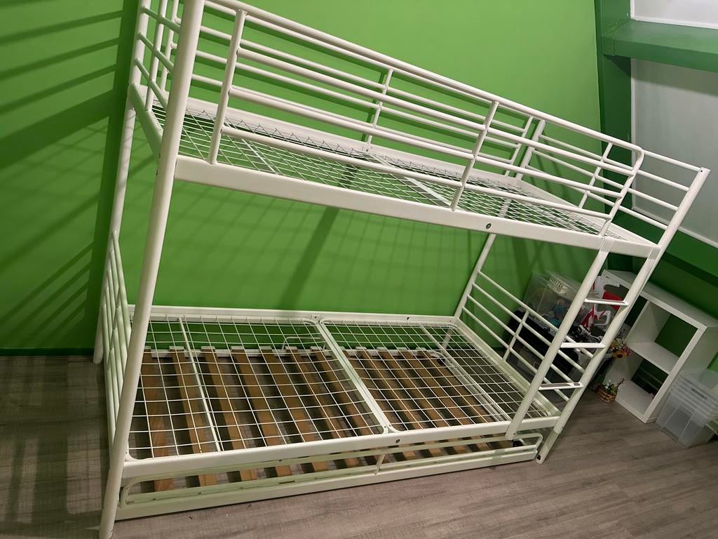 Wit metalen stapelbed met lattenbodems, Huis en Inrichting, Slaapkamer | Stapelbedden en Hoogslapers, 90 cm, Eenpersoons, 160 tot 180 cm
